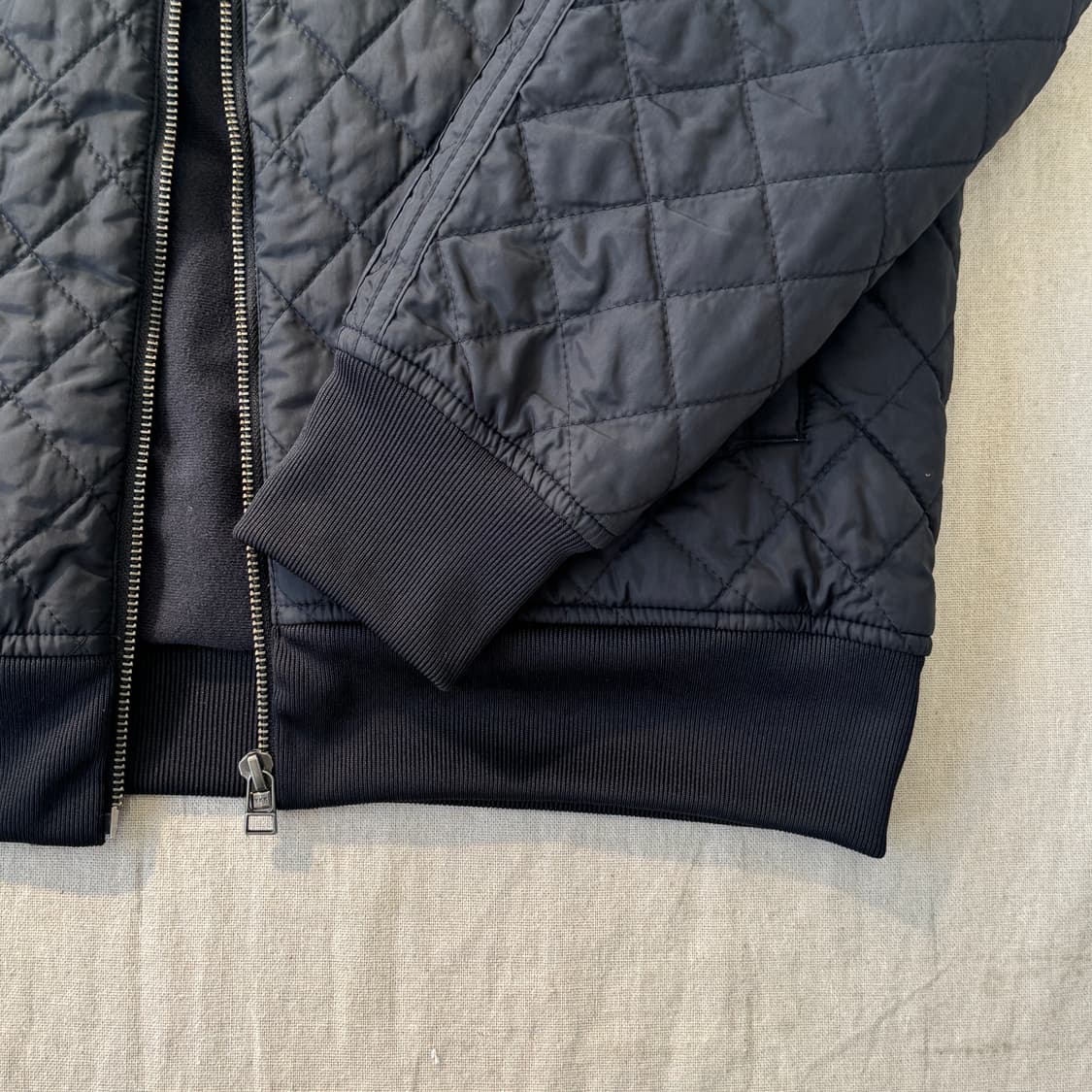 아디다스 빈티지 블랙블랙 퀼팅 점퍼 100 상품이미지3