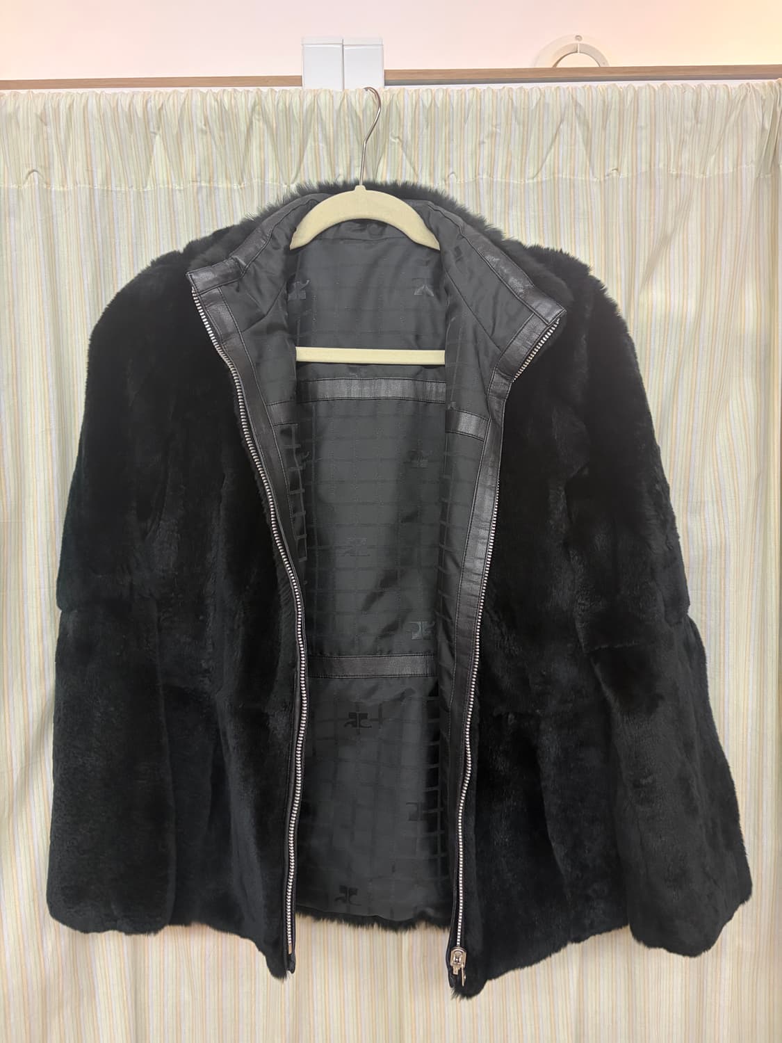 Courreges 꾸레쥬 양면 퍼 자켓 상품이미지2