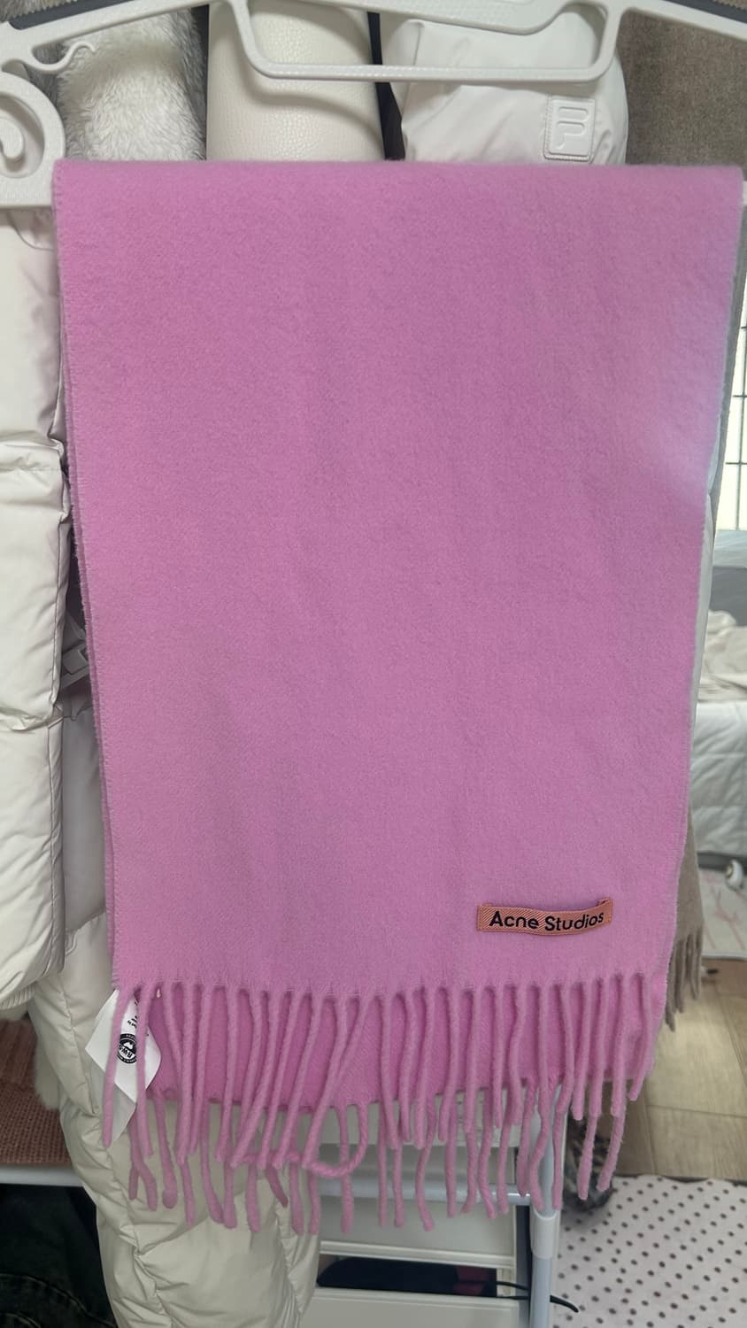 아크네스튜디오 내로우 울 프린지 머플러 버블 핑크 상품이미지3