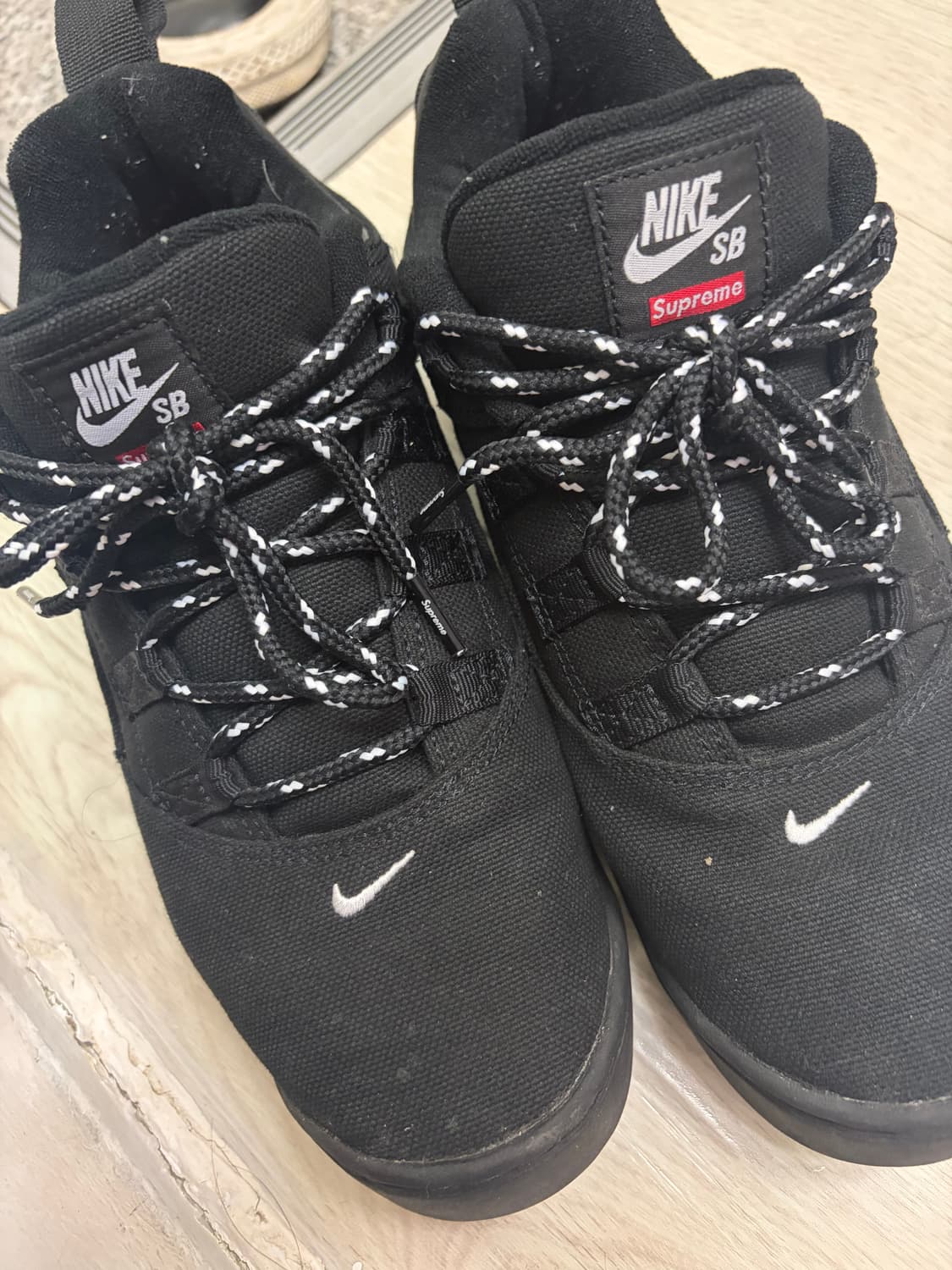 슈프림 나이키SB 다윈로우 블랙 270 상품이미지6
