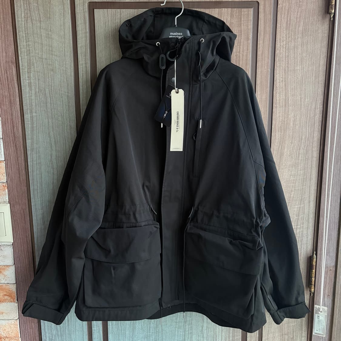 새상품(L)유니폼브릿지 캐주얼 후디드 파카 블랙 상품이미지1