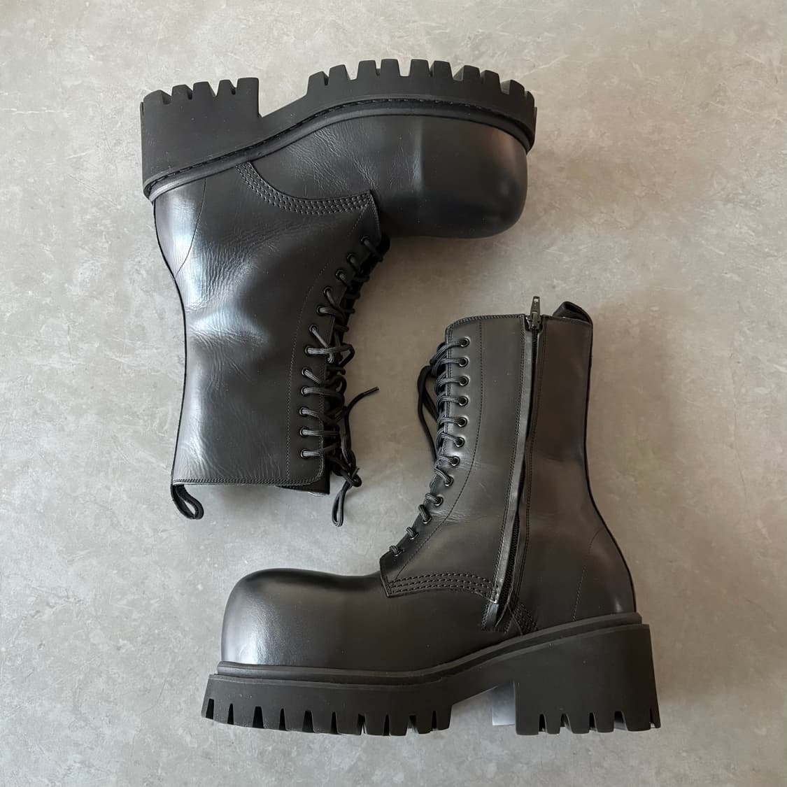 새상품 발렌시아가 스톰퍼 부츠 42 상품이미지1