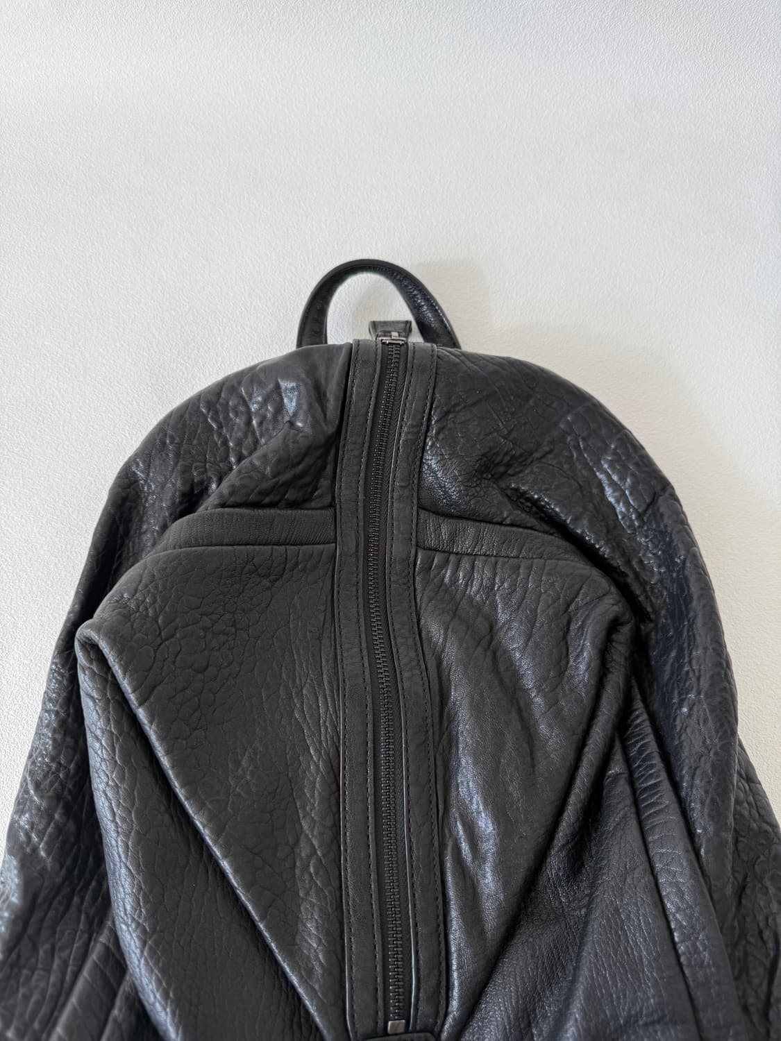 구호(KUHO) 레더 백팩 상품이미지2