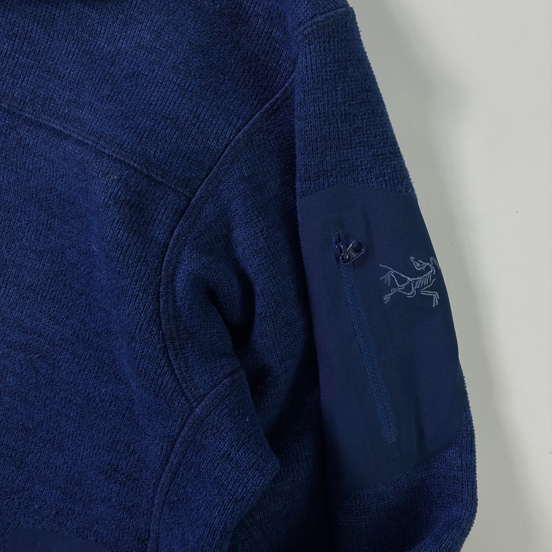 Arc'teryx 아크테릭스 폴라텍 커버드 플리스 자켓 상품이미지3