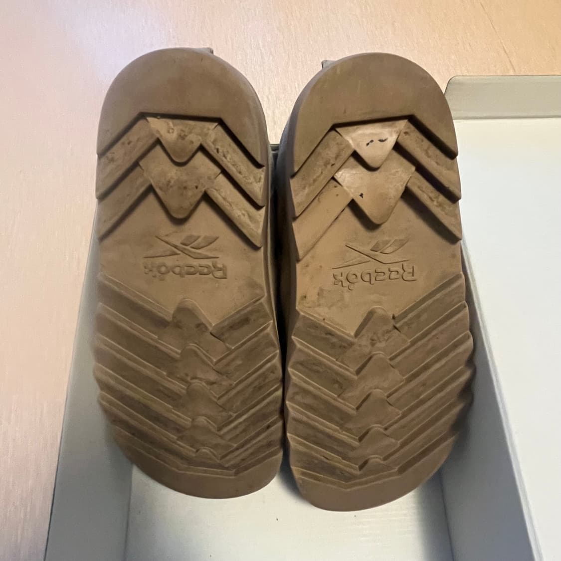 니들스 리복 비트목 상품이미지5