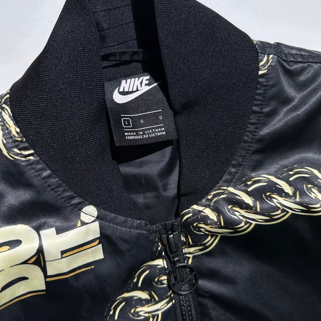 나이키 로고 체인 프린트 블루종 봄버 자켓 상품이미지4