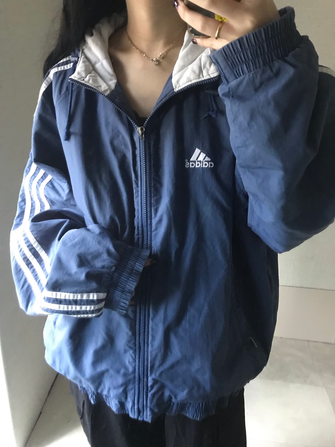 아디다스 90s 네이비 누빔 패딩 상품이미지3