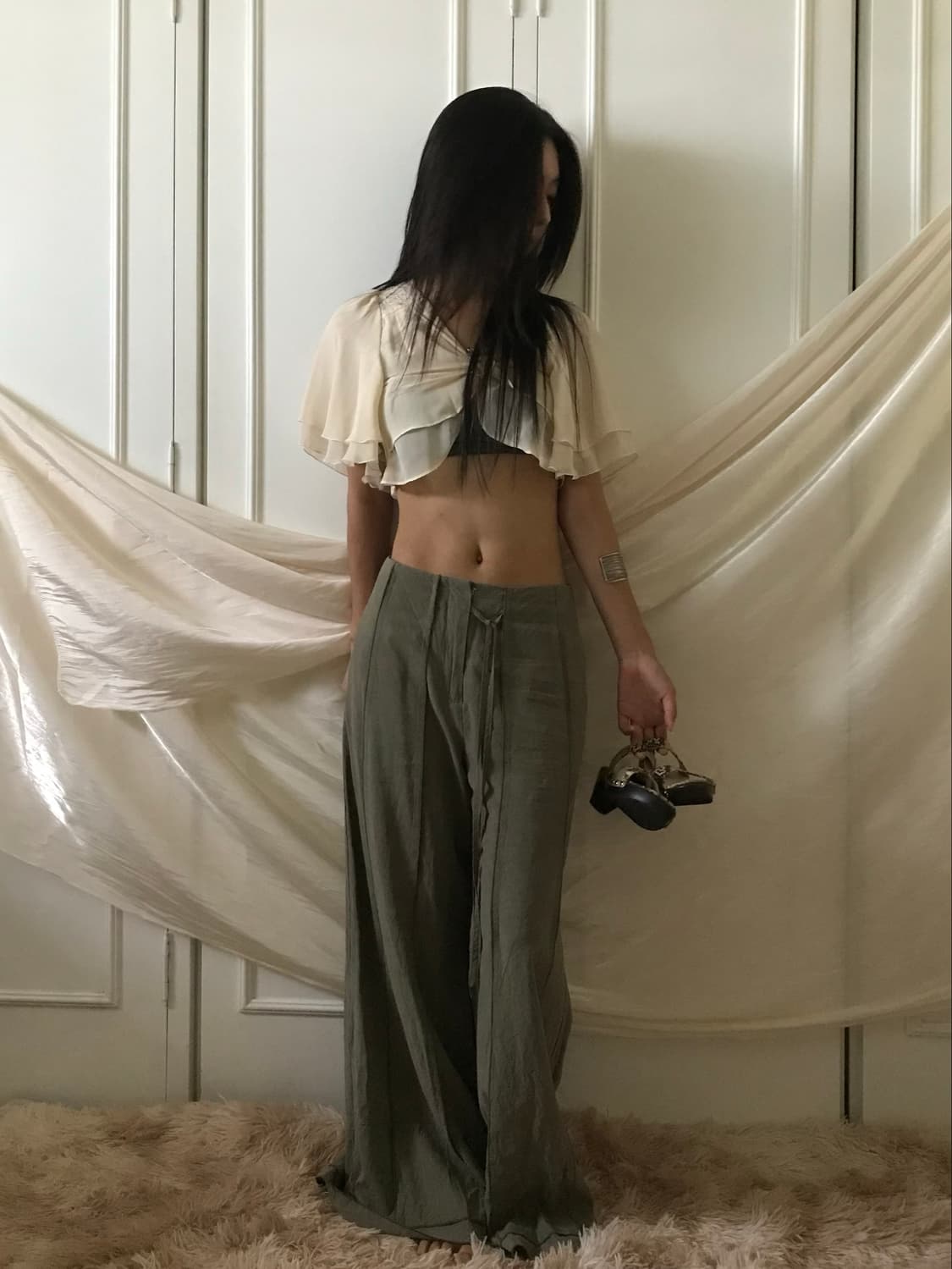 Khaki flutter pants 상품이미지1