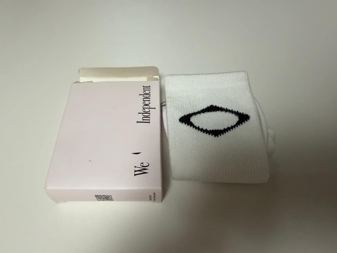 미스치프 양말 화이트 상품이미지1