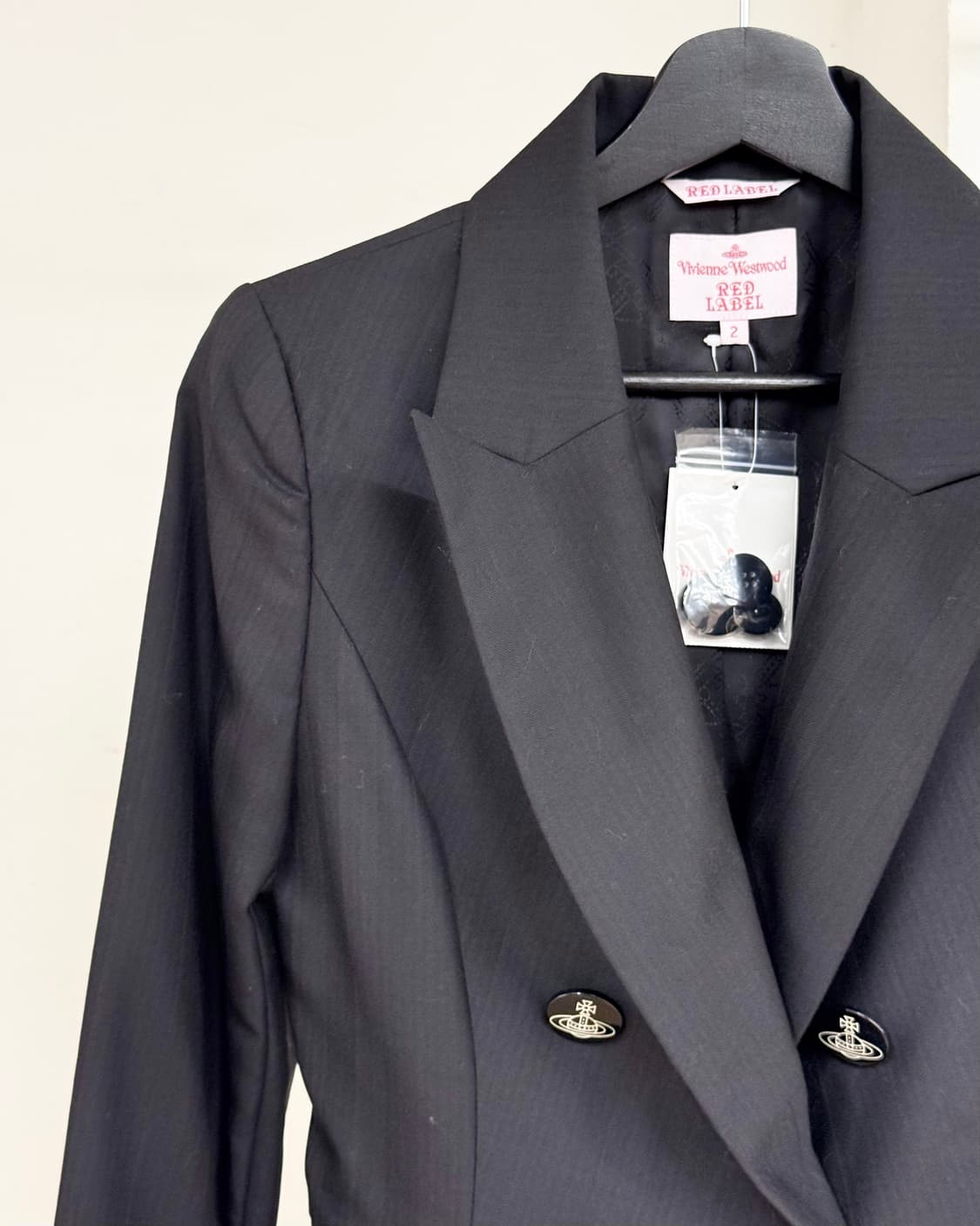 비비안웨스트우드 레드라벨 블랙 더블 브레스티드 자켓 상품이미지3