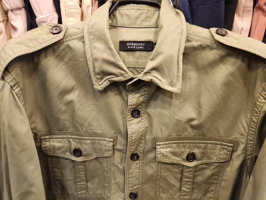 버버리 블랙라벨 카키 야상 셔츠  상품이미지3