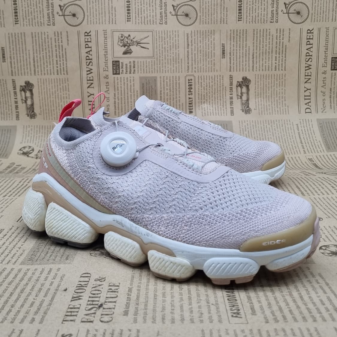 아이더 퀀텀 여성워킹화240 상품이미지1