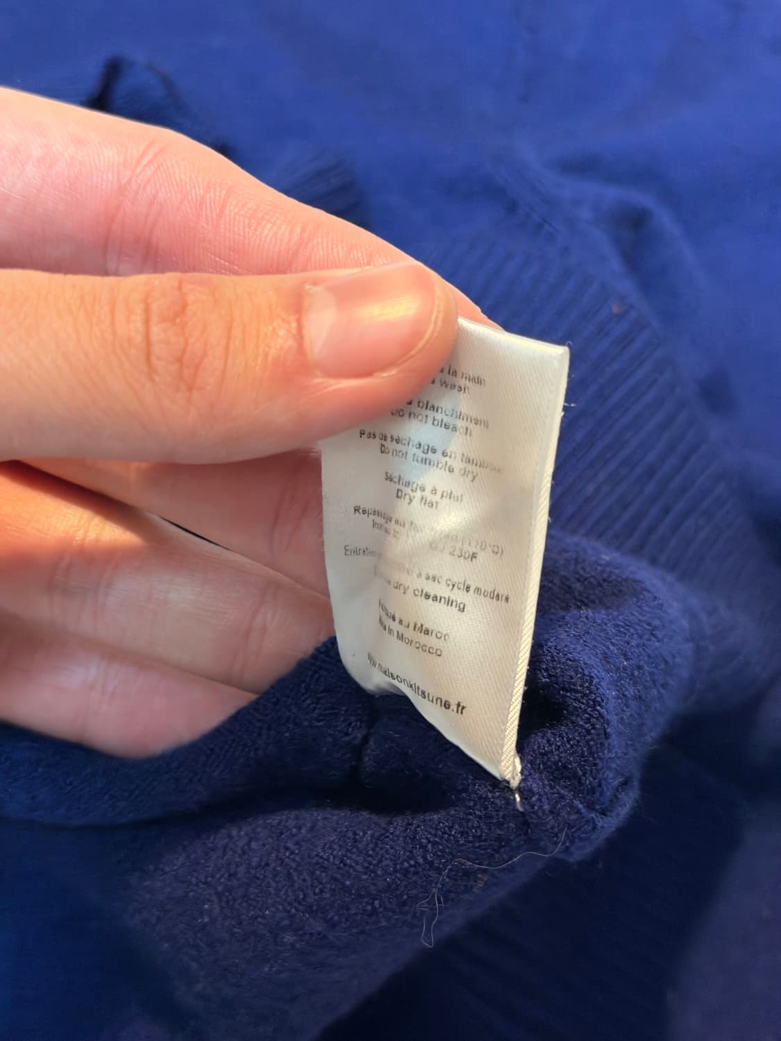 메종키츠네 더블폭스 패치 라운드넥 울 가디건 네이비 상품이미지5