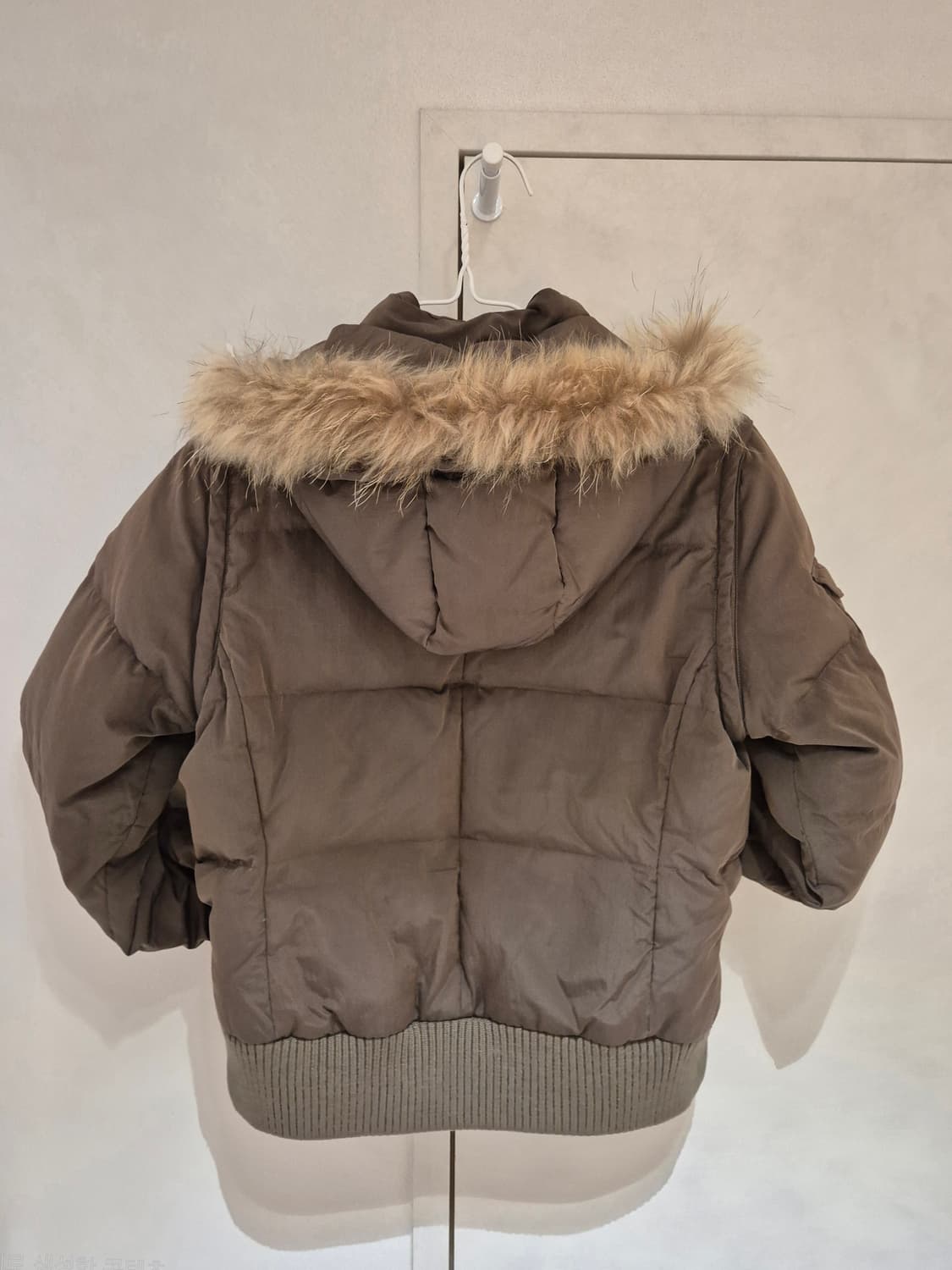 콤 사 이즘 브라운 패딩 상품이미지2