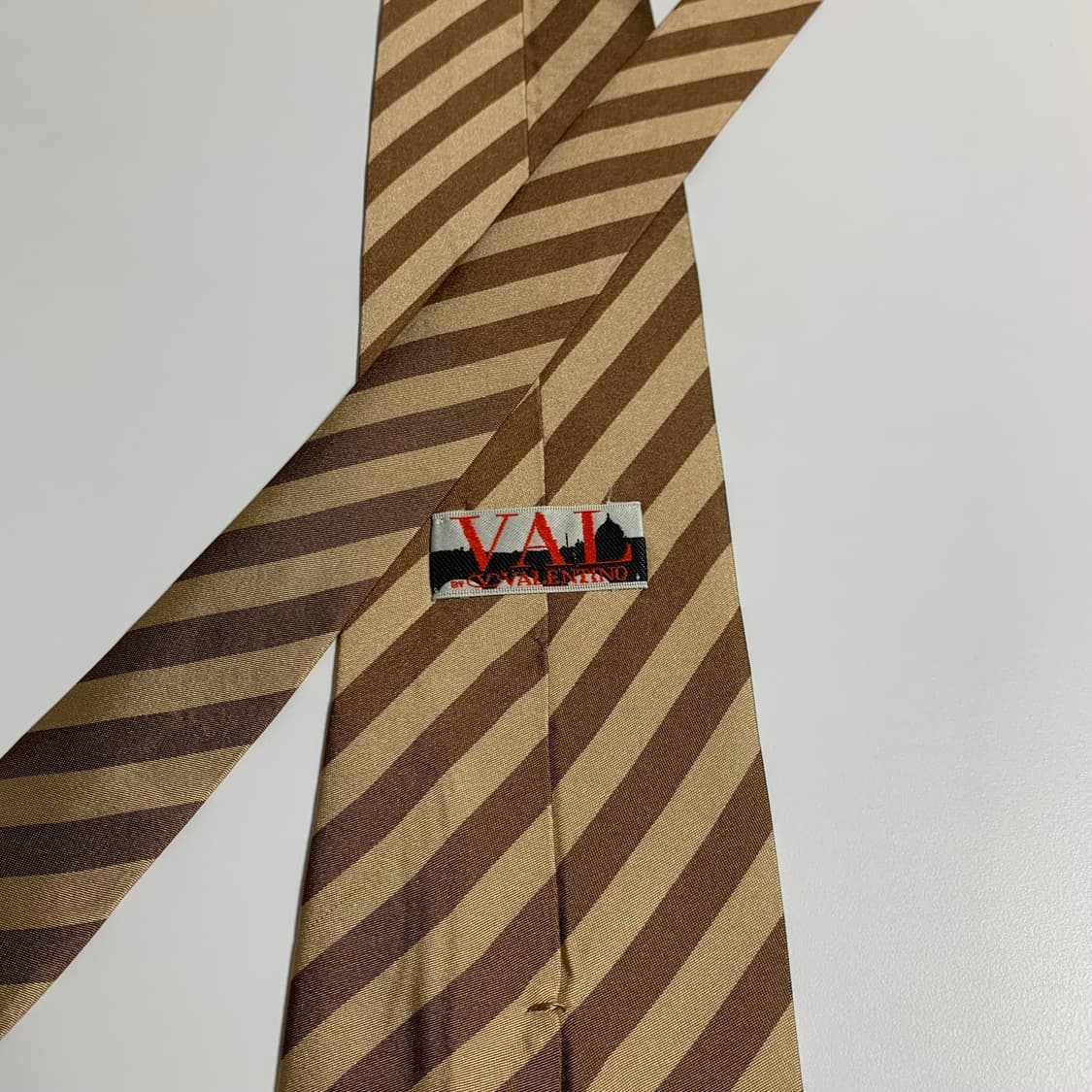 발렌티노 명품 스트라이프 넥타이 100실크 클래식룩 코디 A-A+등급 상품이미지5