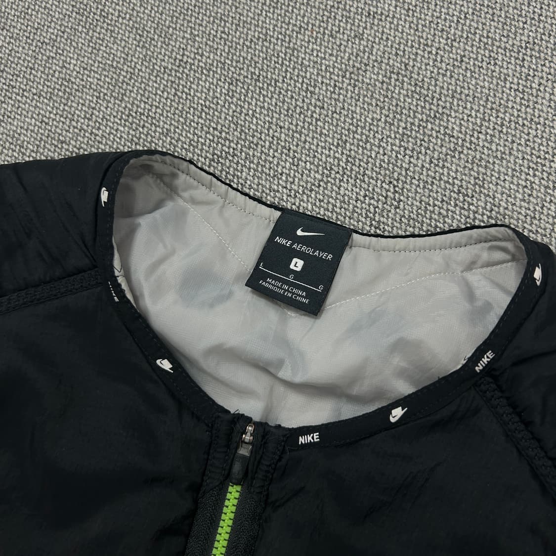 나이키 에어로레이어 러닝 베스트(L) 상품이미지2