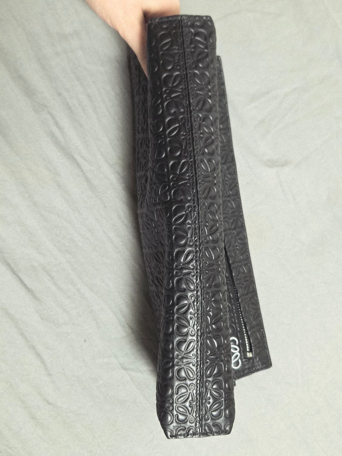 로에베 클러치 티파우치 상품이미지7