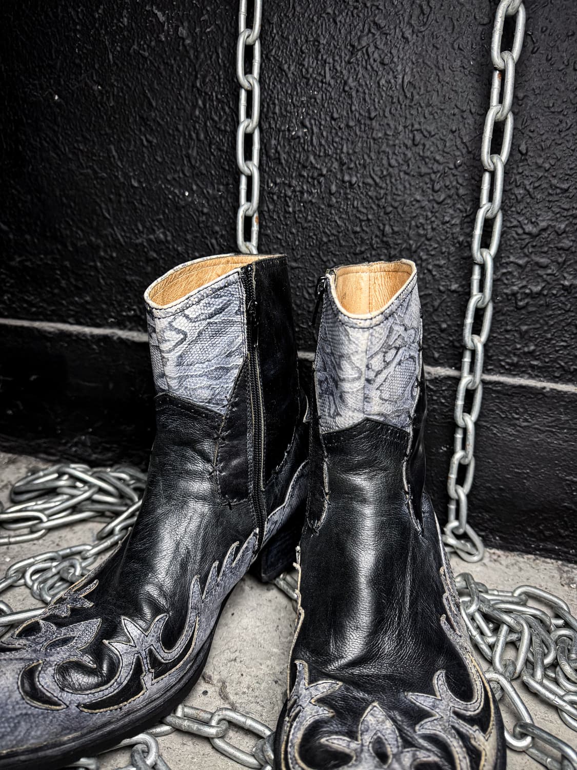 RED COVER – Western Tribal Leather Boots 상품이미지3