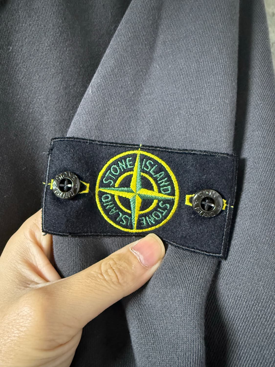 스톤아일랜드 맨투맨 상품이미지2