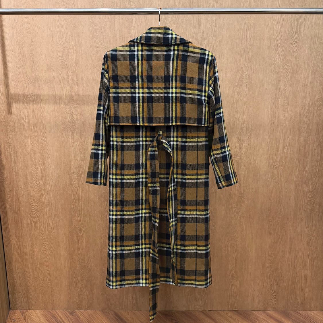 올세인츠 체크 롱 코트 플랩 포켓 벨트 스트랩 디테일 레귤러핏 오렌지 상품이미지3