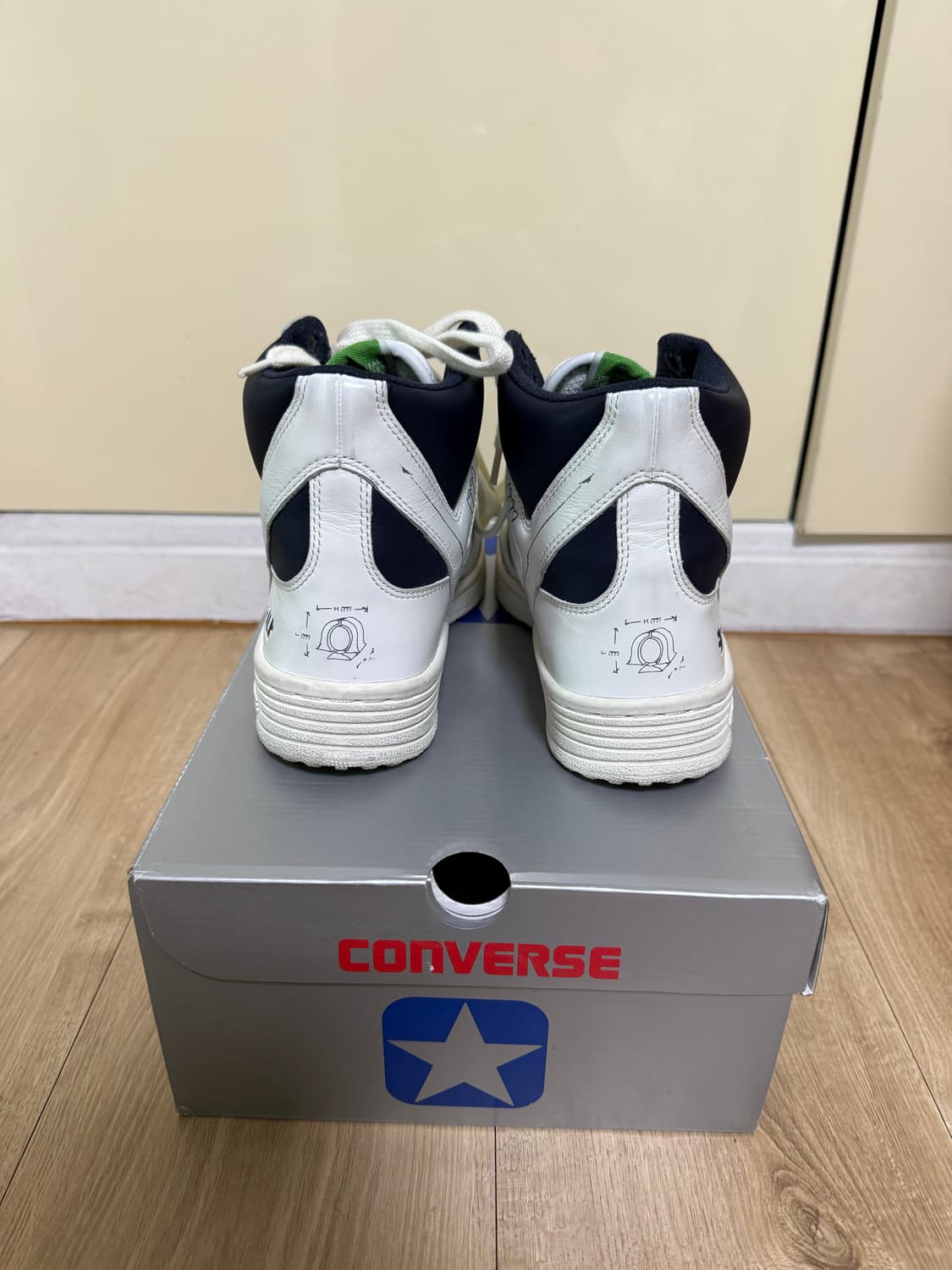 카시나 x 컨버스 웨폰 빈티지화이트 245 상품이미지3