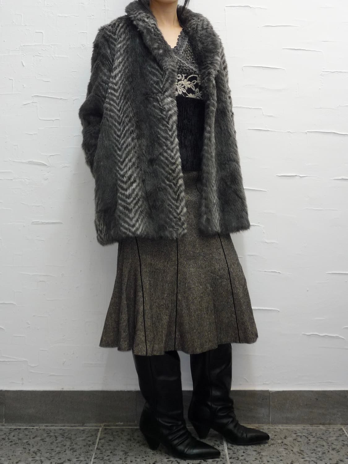 graphite fur jacket 상품이미지4