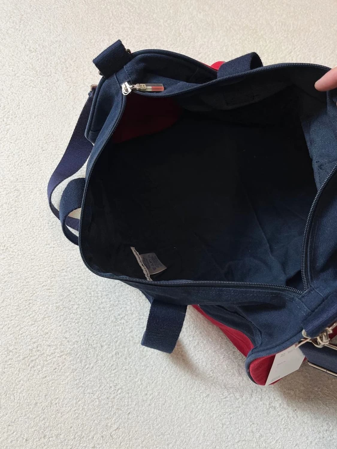 타미힐피거 00's 중형 원통 망치 크로스백 A1711 상품이미지5