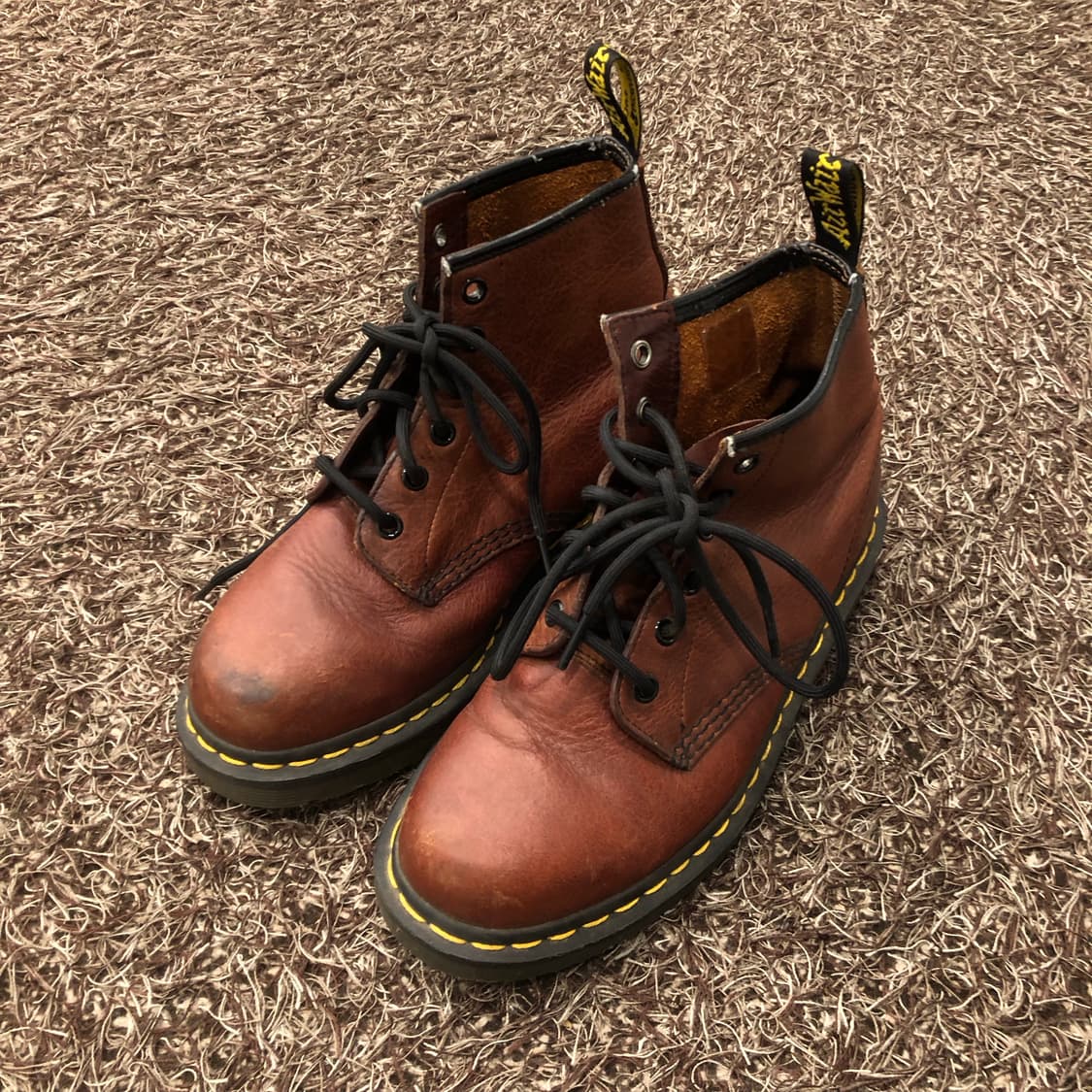 닥터마틴 브라운 워커 부츠 상품이미지1