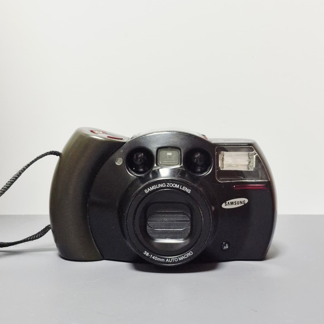 (블핑 지수카메라) 삼성 FX-4 필름카메라
  상품이미지3