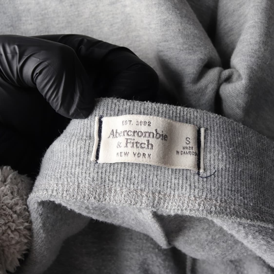 아베크롬비 앤 피치 스펠아웃 로고 그레이 스웻팬츠 S 상품이미지6