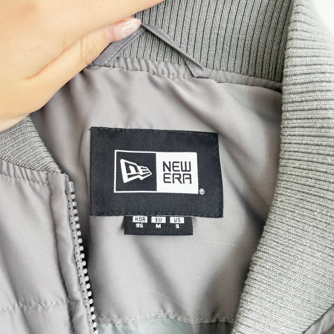 D2 뉴에라 MLB 뉴욕 양키스 페더리스 다운 재킷 그레이 95사이즈 상품이미지7