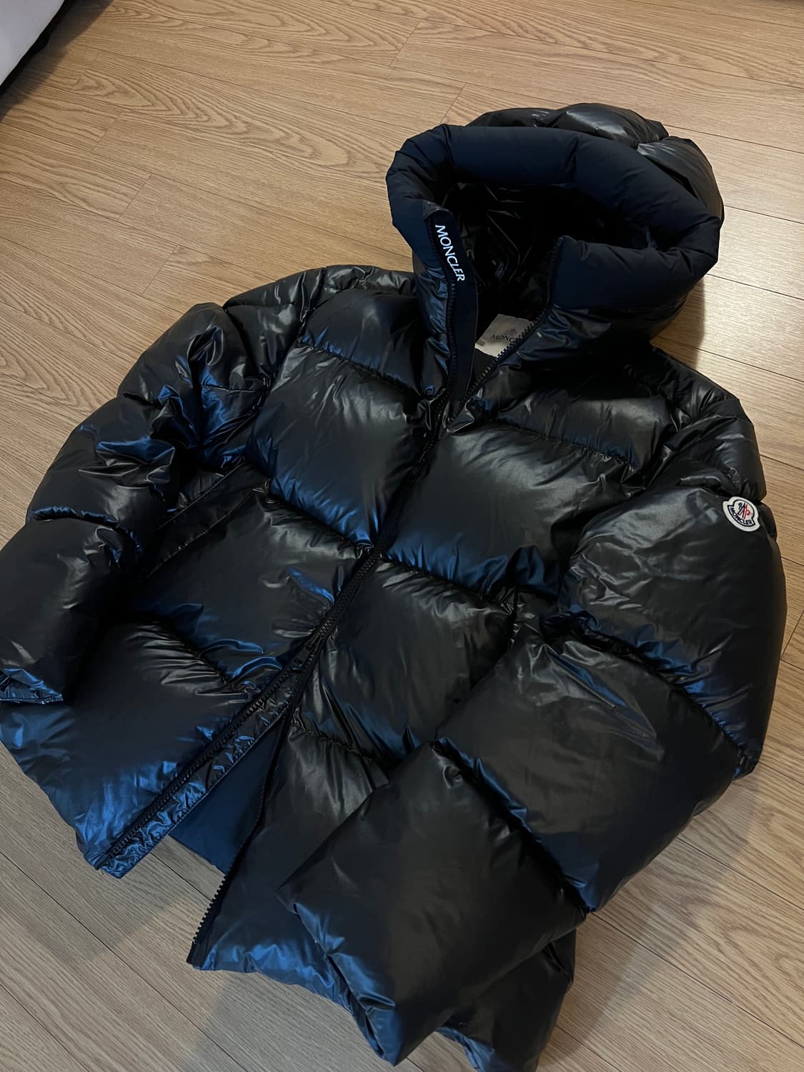 몽클레어 DAMAVAND 헤비다운 5사이즈 상품이미지4