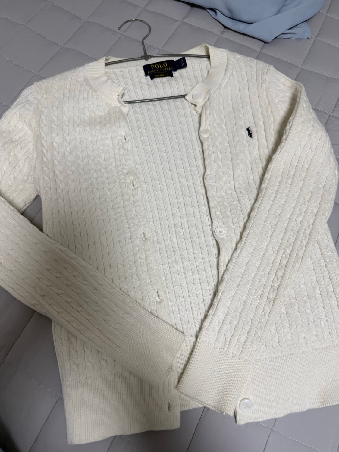 폴로 가디건 화이트 라운드넥 커스텀핏 상품이미지1