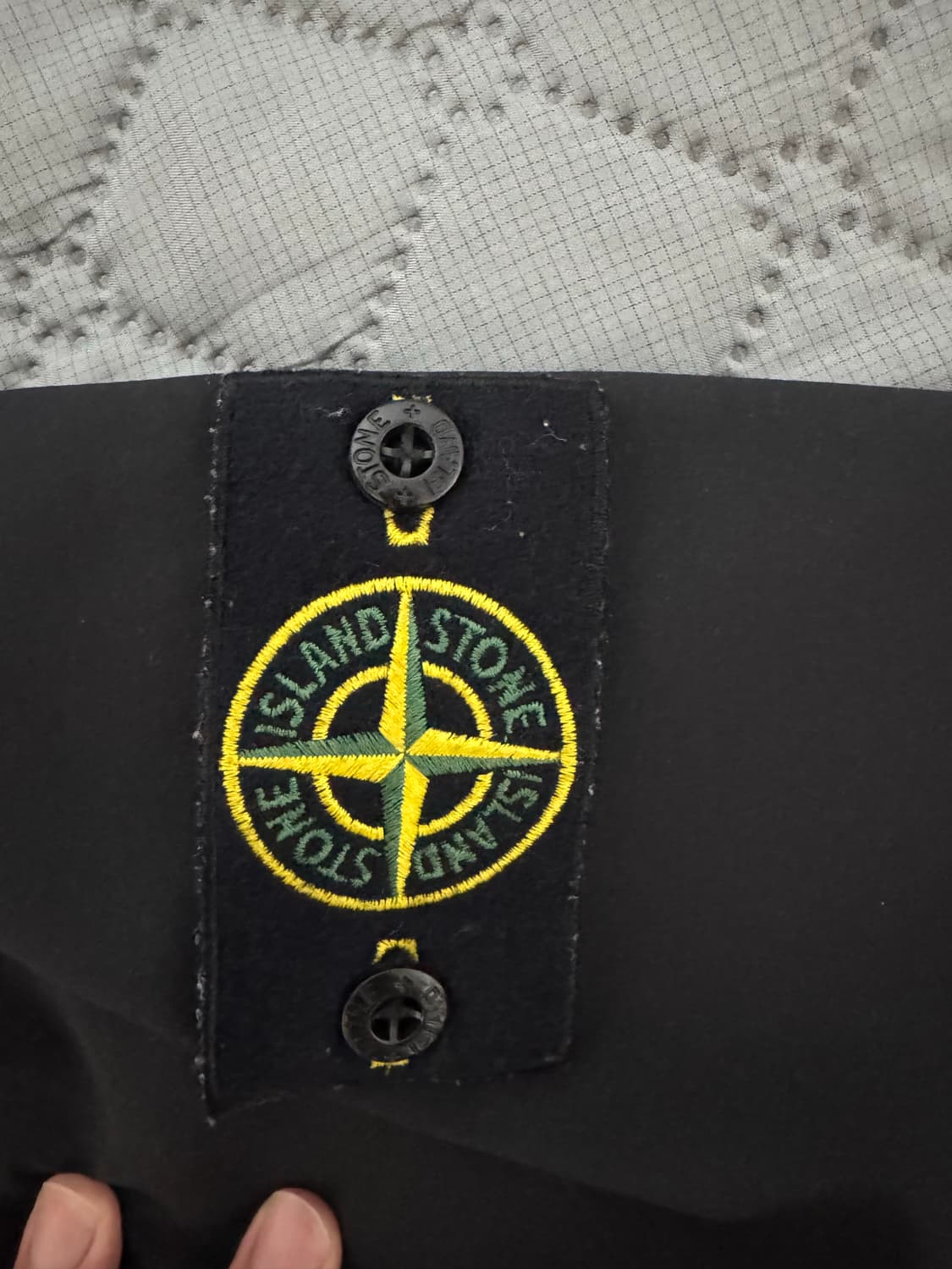 [새상품급][정품]스톤아일랜드 블랙 후드 소프트쉘 자켓 xl 상품이미지2