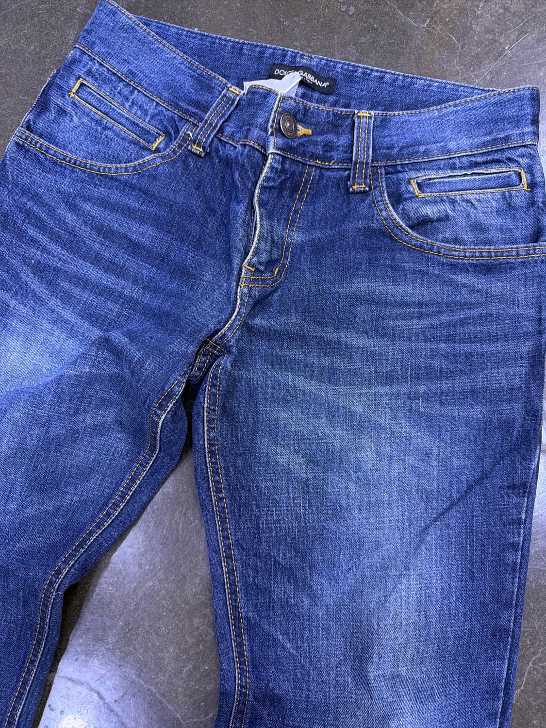 돌체앤가바나 중청 워싱 디테일 슬림 스트레이트핏 데님팬츠 48 상품이미지3