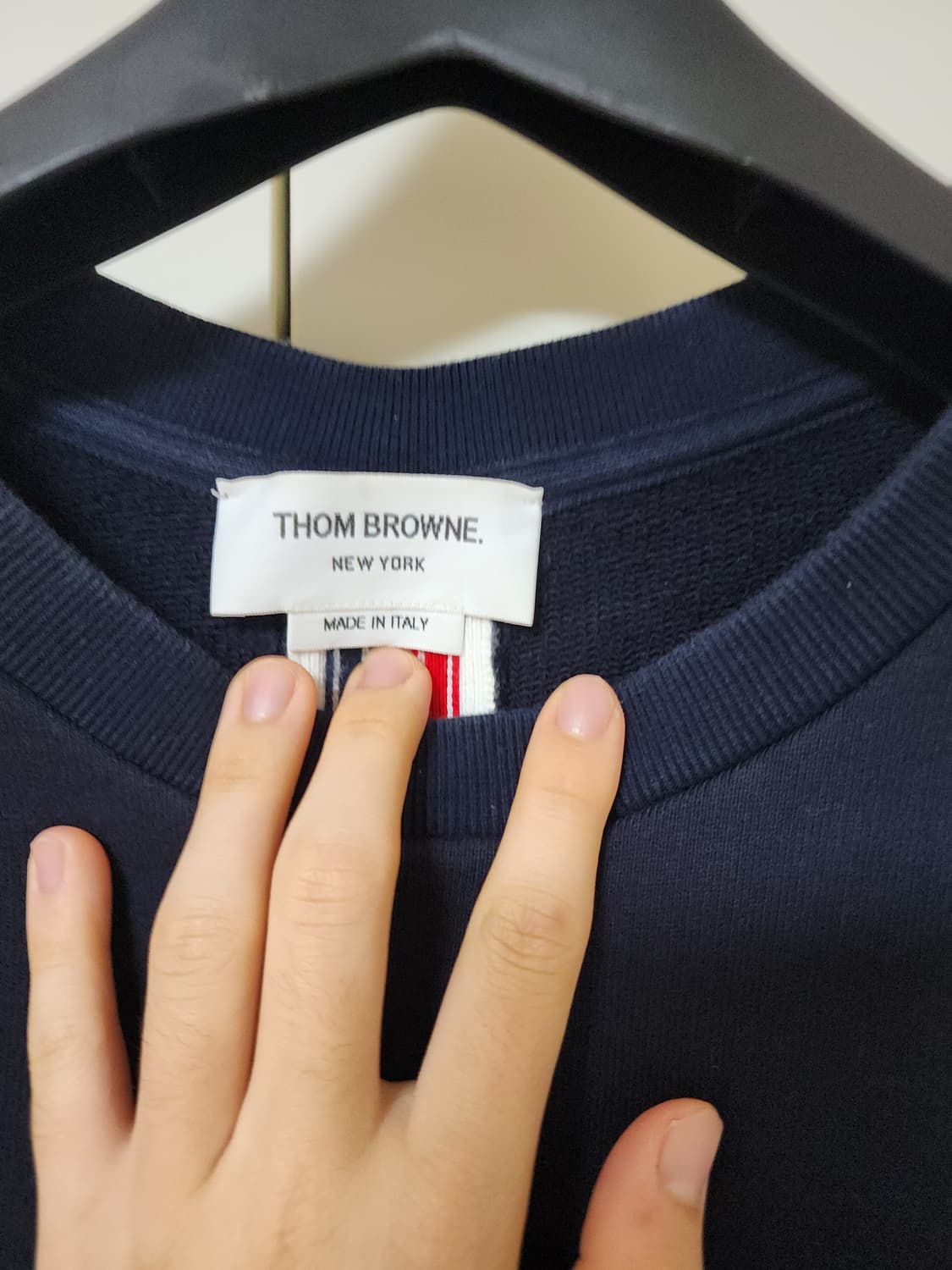 톰브라운 백삼선 맨투맨 3사이즈 상품이미지4