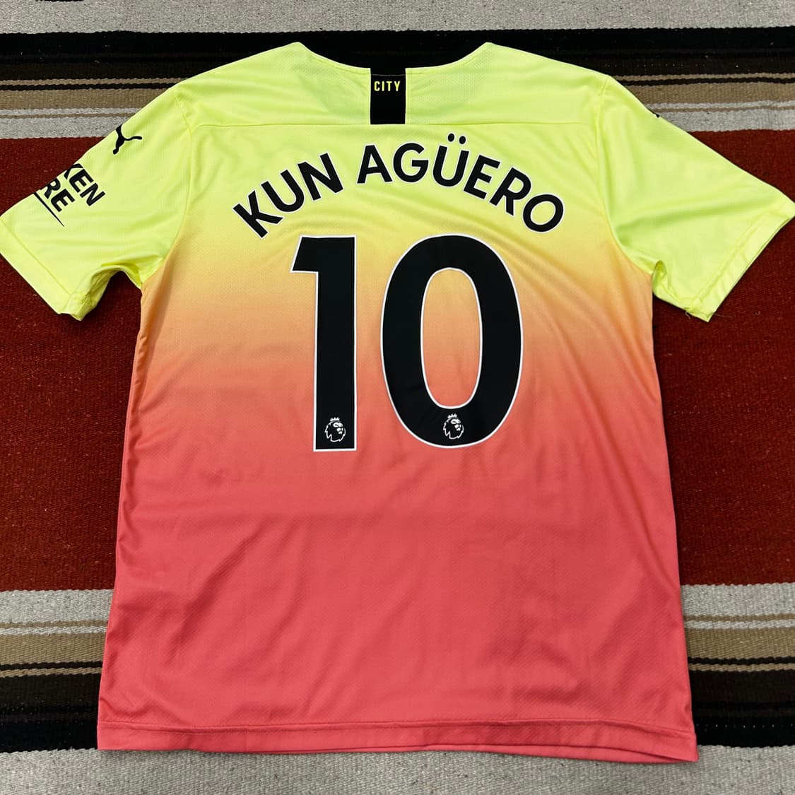 퓨마 맨시티 아구에로 유니폼 상품이미지2