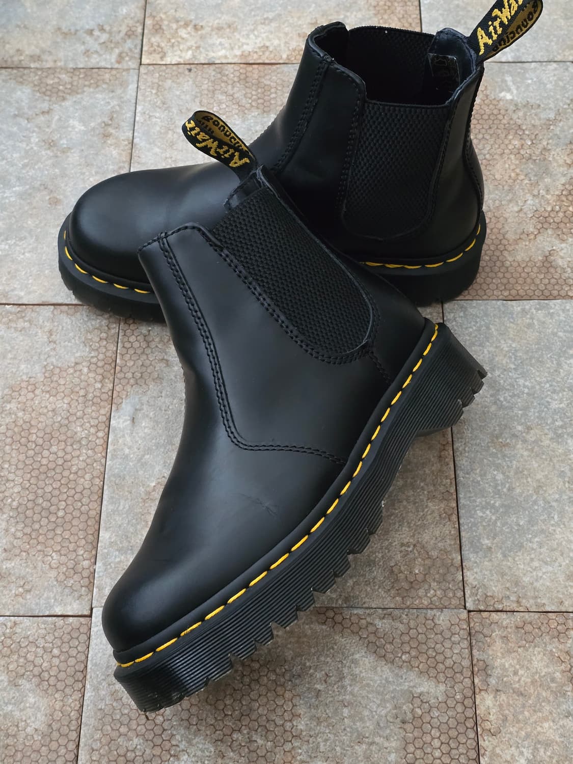 (230)닥터마틴 2976 벡스 첼시 부츠 상품이미지3