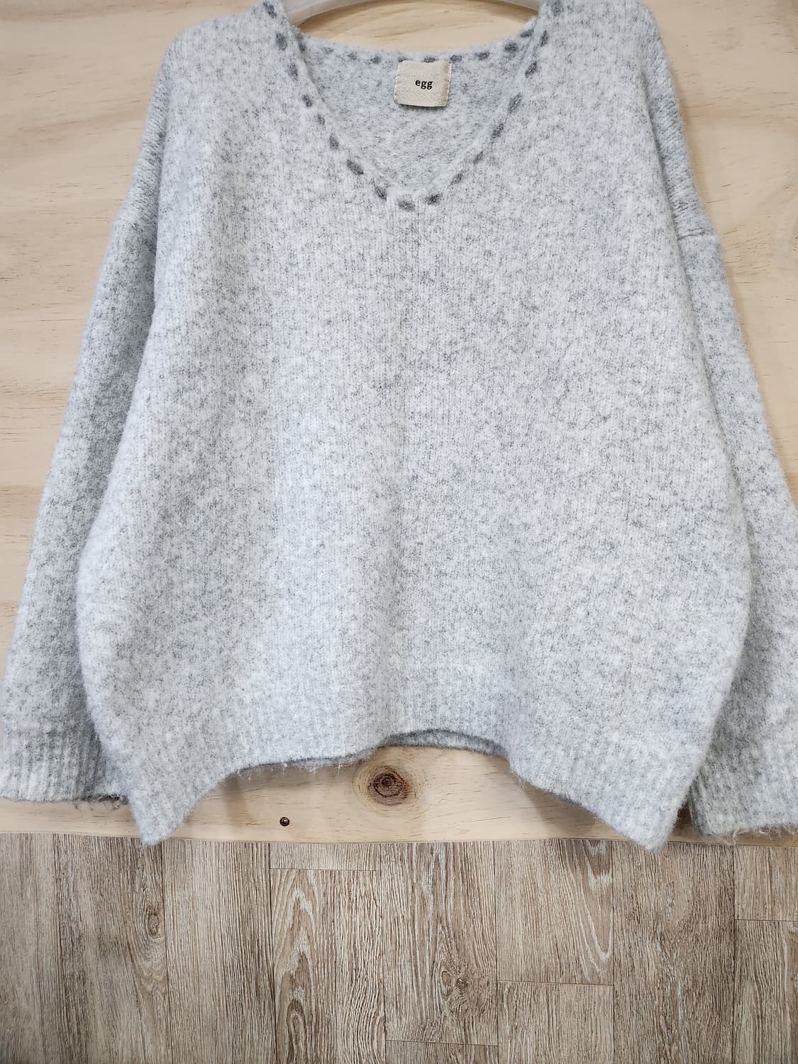 696) egg 여성 브이넥 울 블랜드 니트 상품이미지3