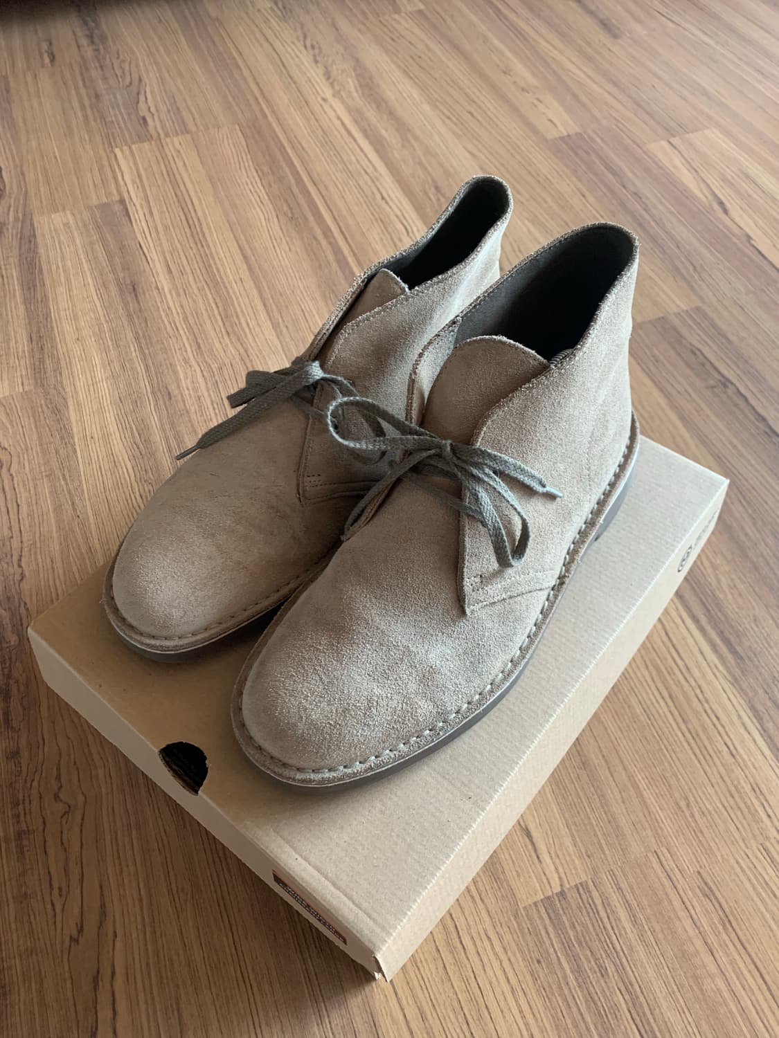 클락스 데저트부츠 타우페 상품이미지1