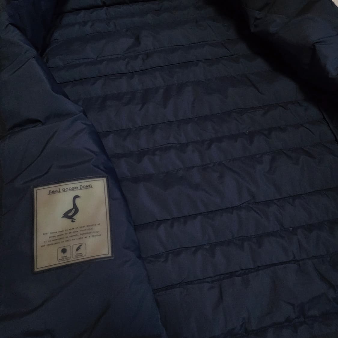 구스다운 경량패딩조끼 95-100 거위털 상품이미지6