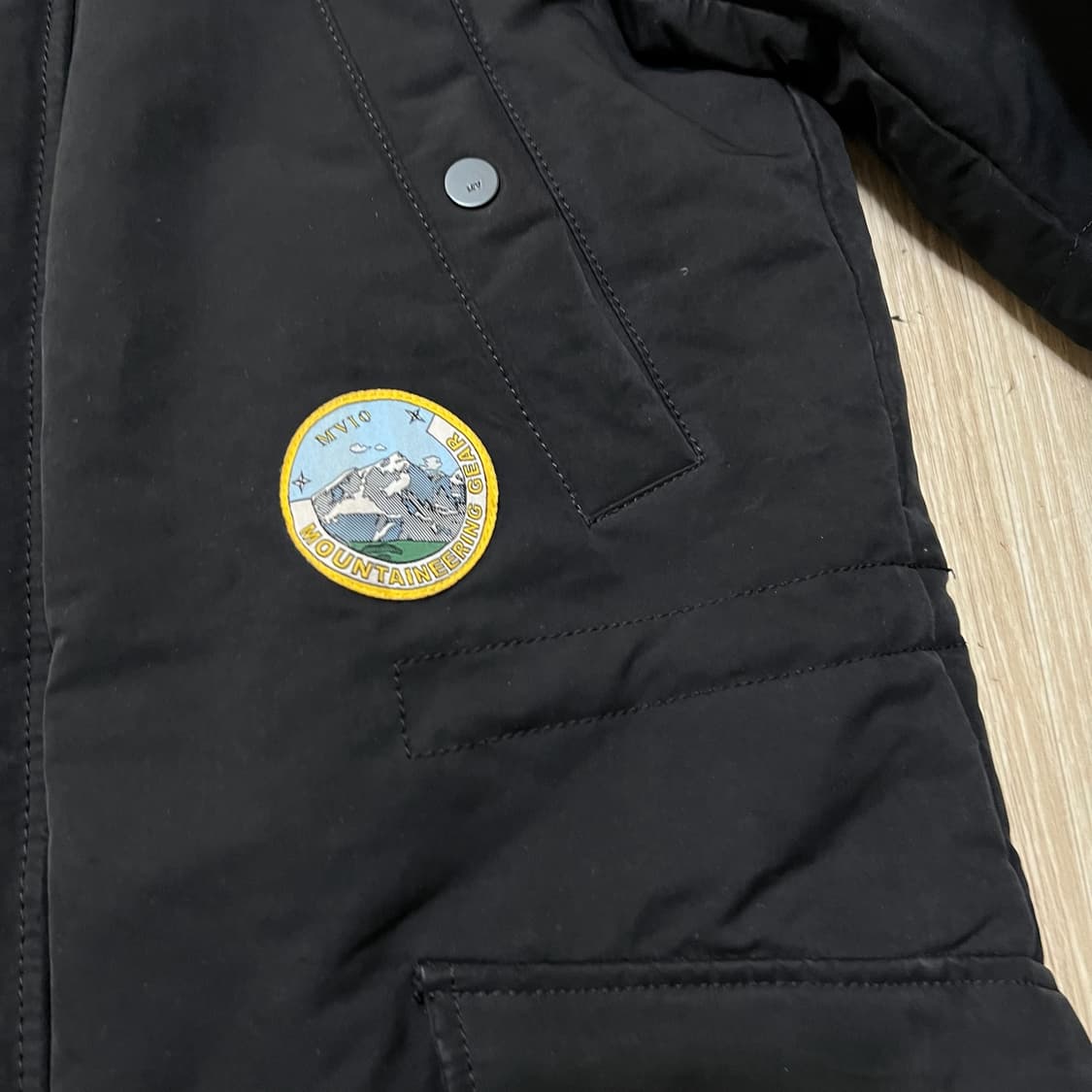 엠비오 마운티니어링 남성 야상 롱패딩 M/95  상품이미지3