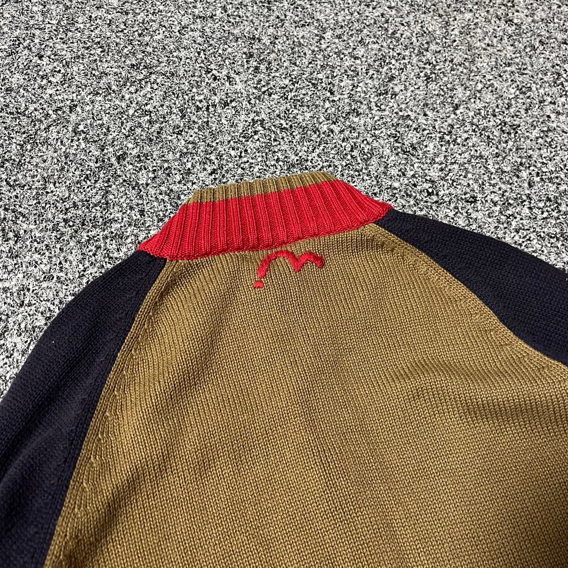 에비수 자수 코튼 니트 집업  상품이미지4