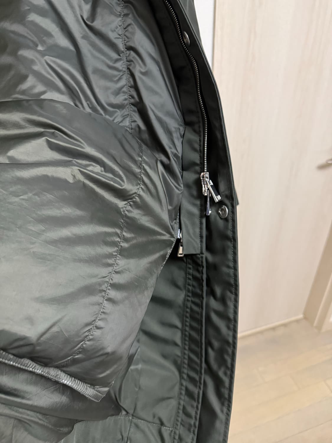 띠어리 구스다운 패딩 L (105-110) 상품이미지6