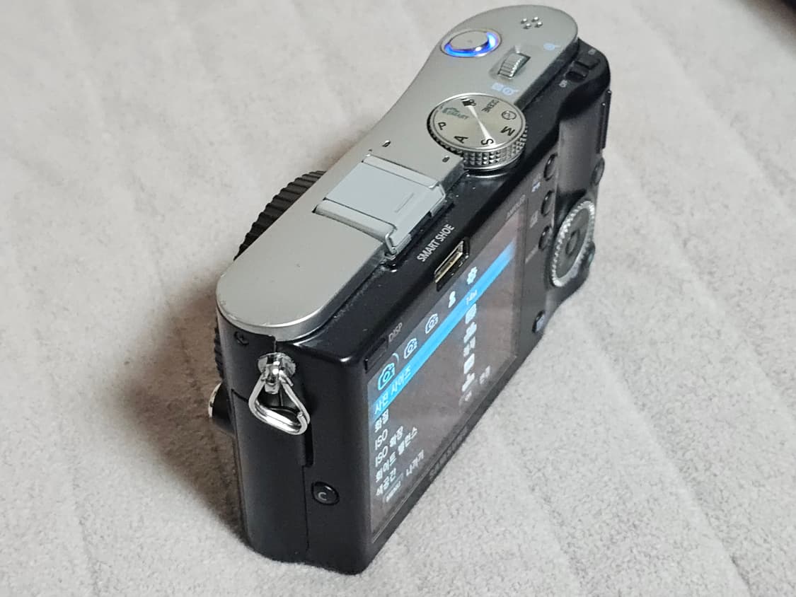 삼성 NX100 미러리스 카메라 바디만 상품이미지8