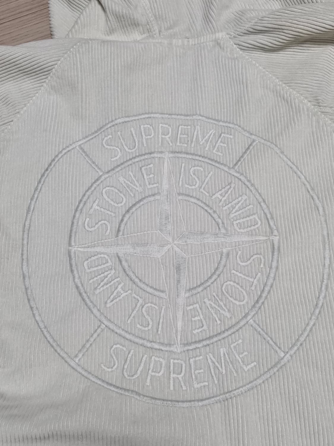 슈프림 x 스톤아일랜드 코듀로이 자켓 새상품 상품이미지6