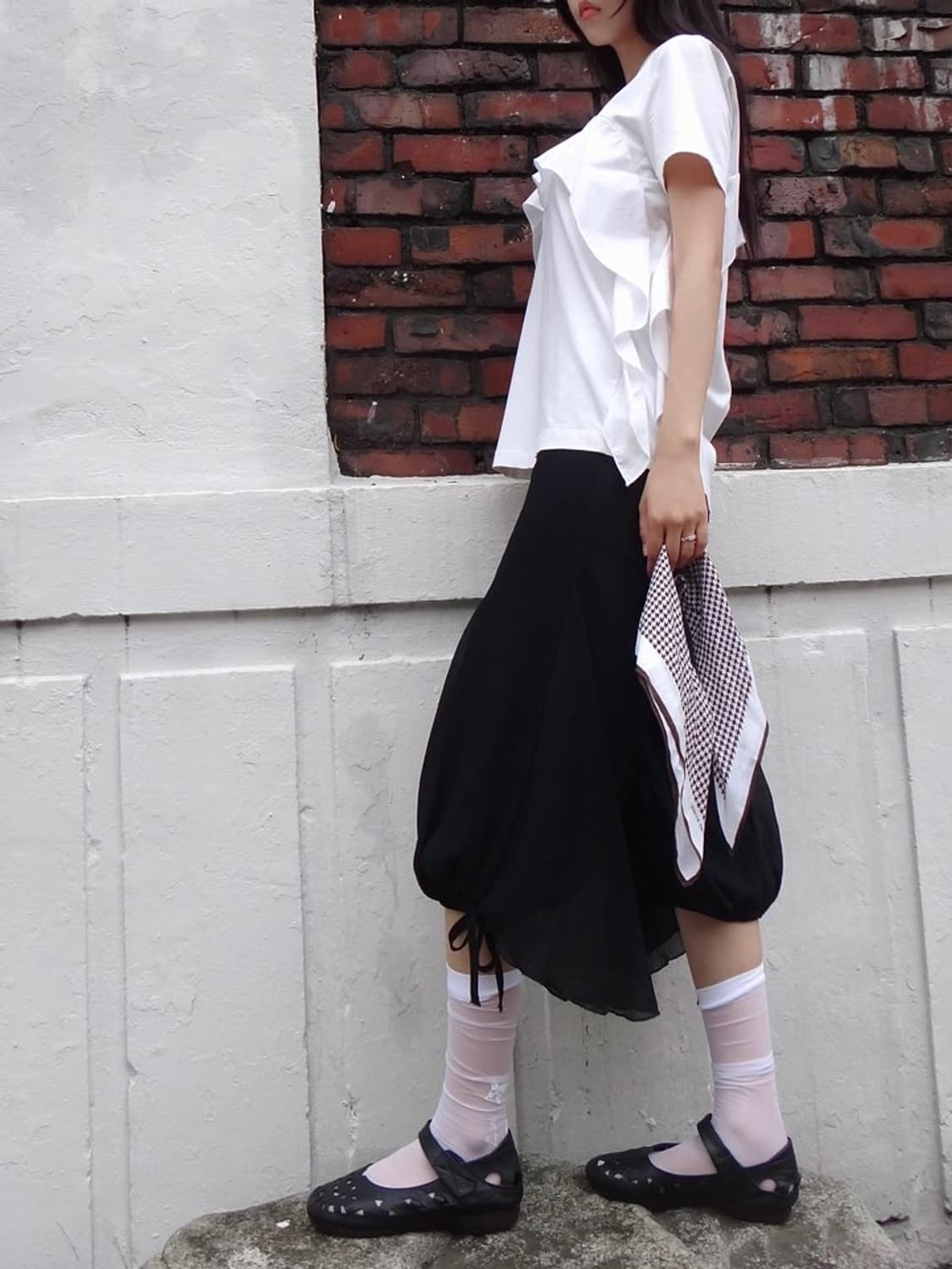 COS fly frill top / white 상품이미지1