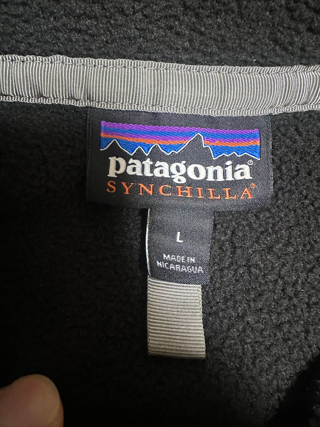 [L] 파타고니아 신칠라 블랙 그레이 헤비웨이트 상품이미지3