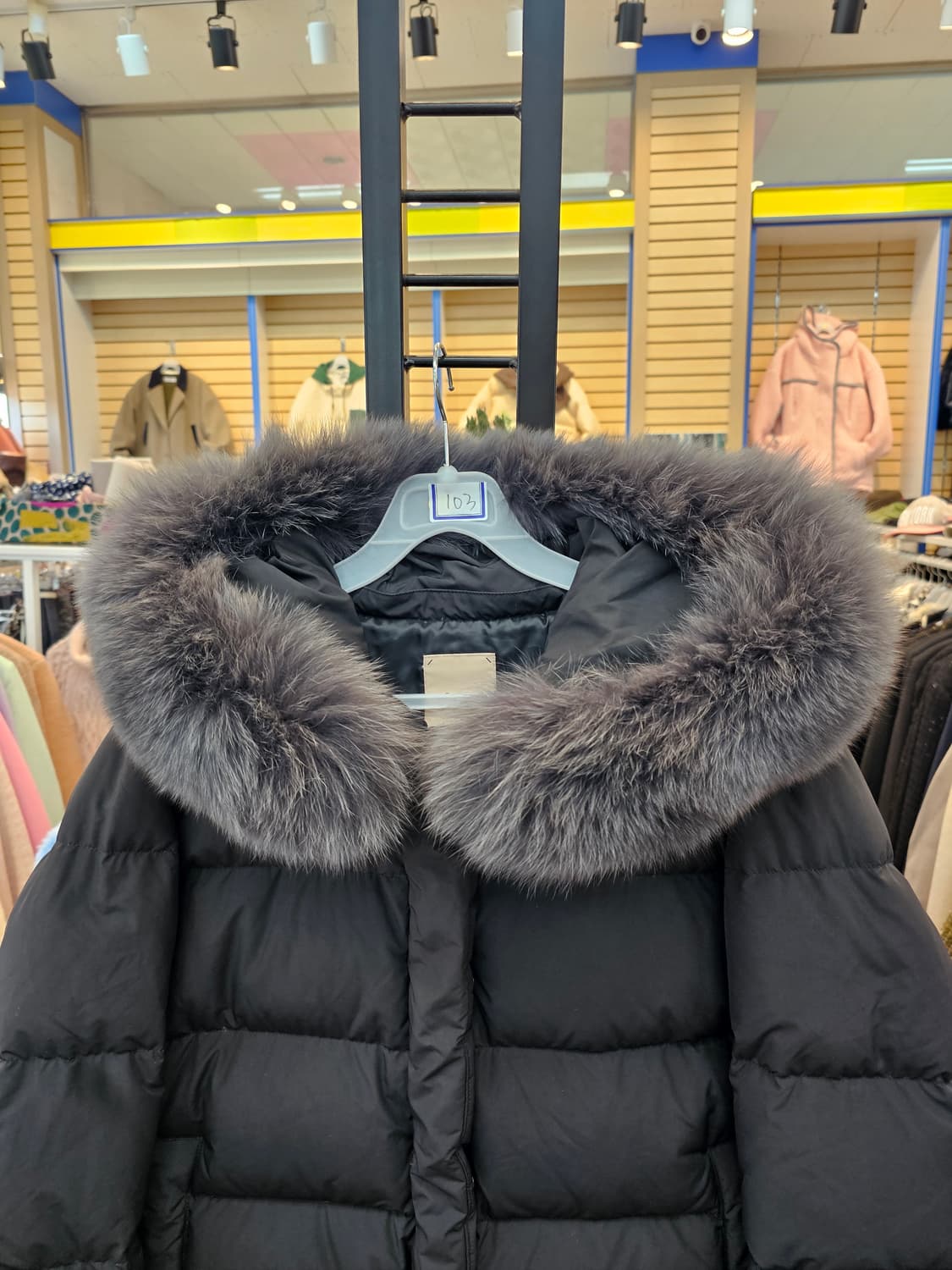 no.103 CC콜렉트 폭스퍼 구스다운 숏패딩(55) 상품이미지2