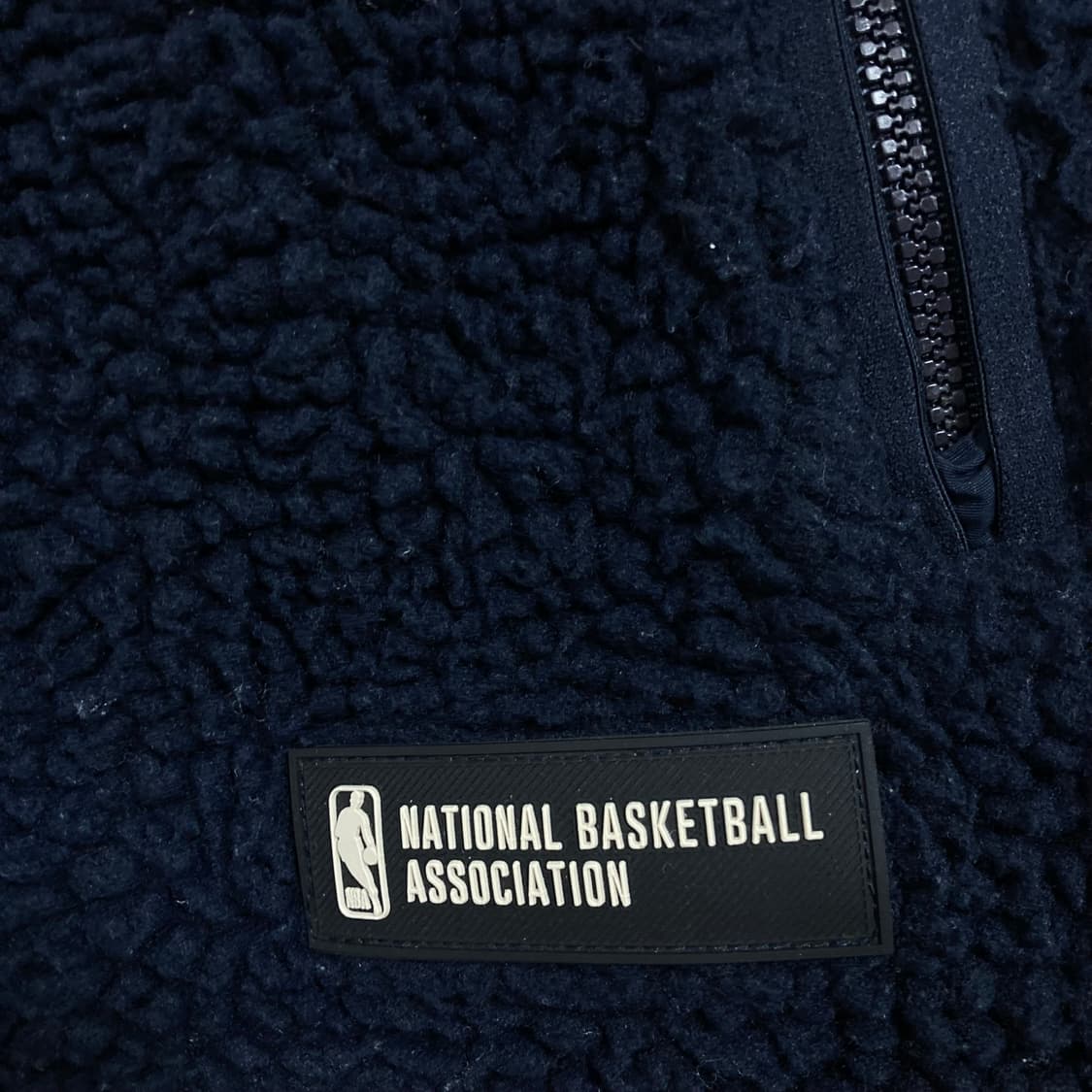 NBA 빅로고 네이비 쉐르파 후드 집업 상품이미지3